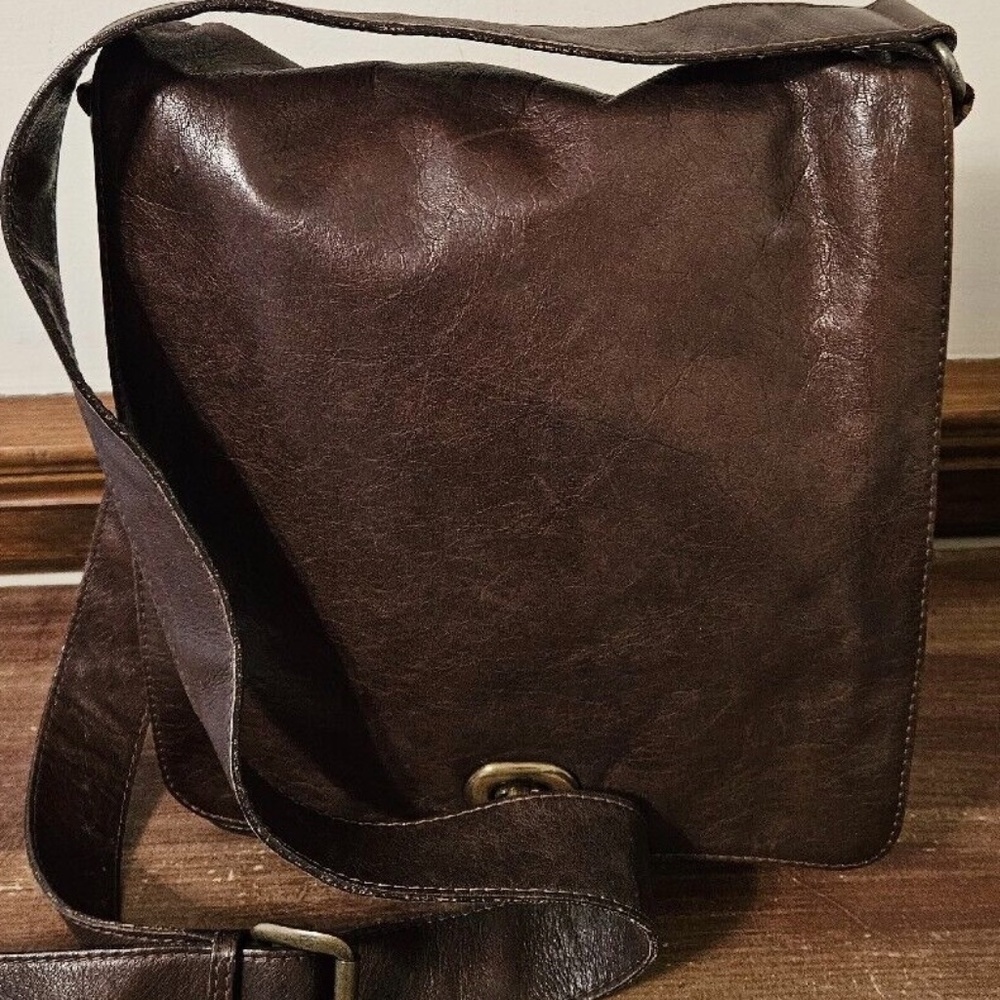 Sundance Italy Crossbody messenger Bag Purse